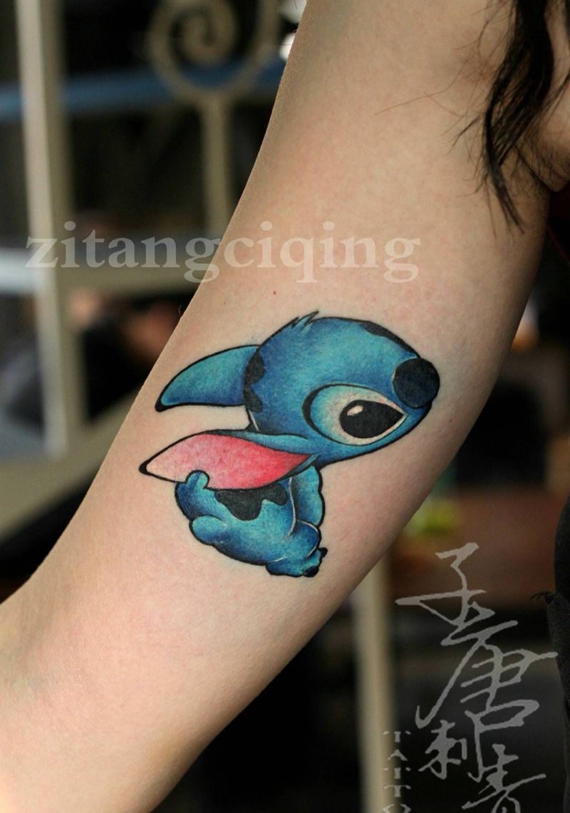 史迪奇你喜欢嘛纹身图片_成品手臂清新欧美动物人物静物纹身图案