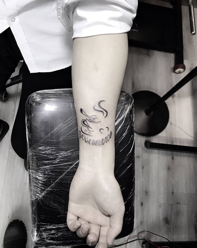 小图一枚纹身图片_手臂图腾纹身图案