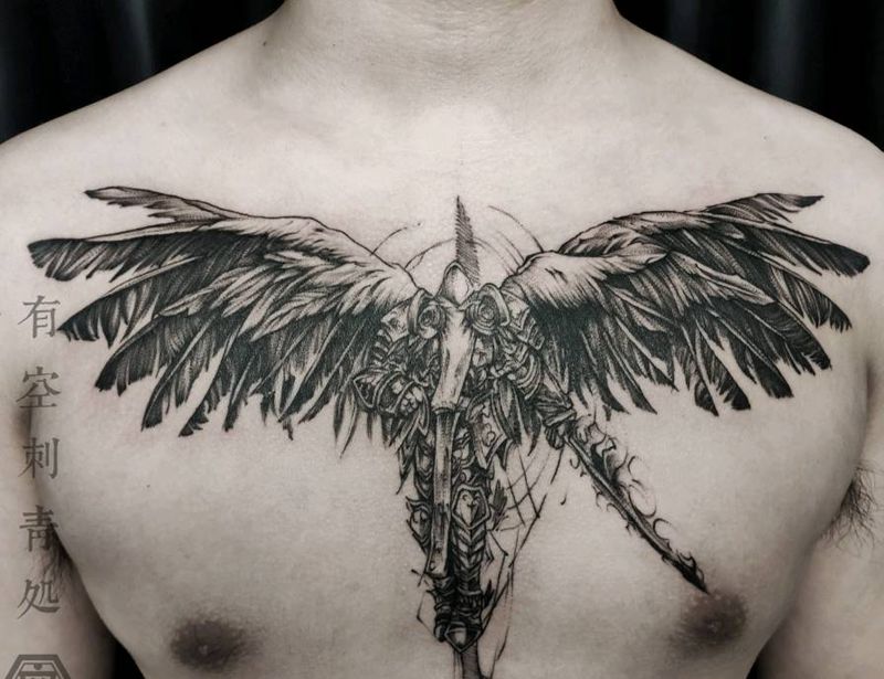 炽天使纹身图片_胸部点刺纹身图案