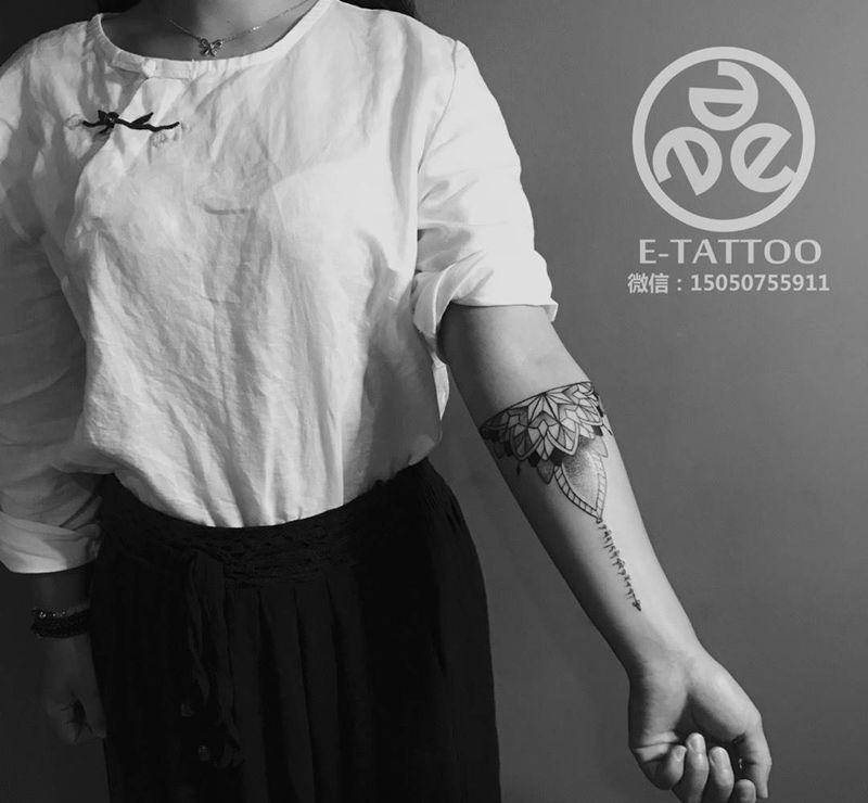 梵花+藏文纹身图片