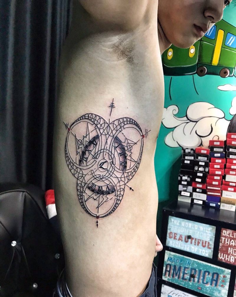 客人自带图纹身图片