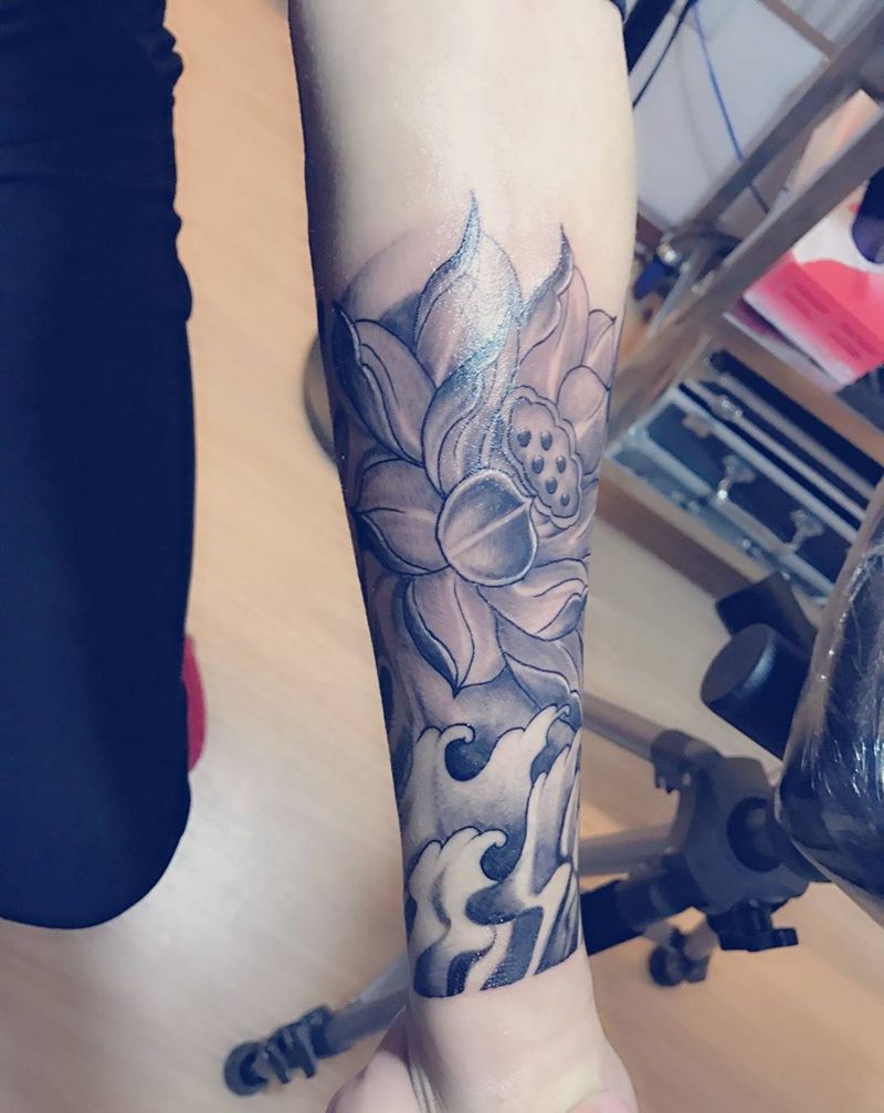 加朵花纹身图片