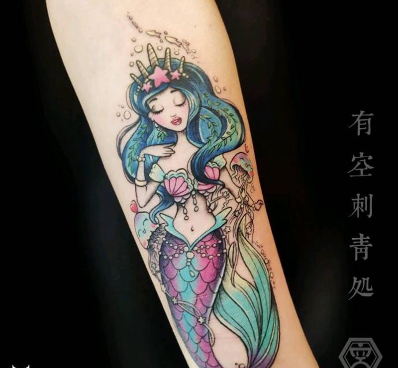 美人鱼纹身图片_手臂New School纹身图案