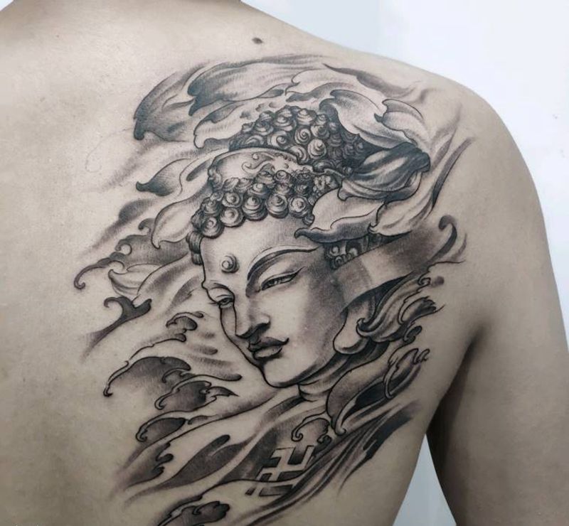 佛头纹身图片_背部新传统纹身图案