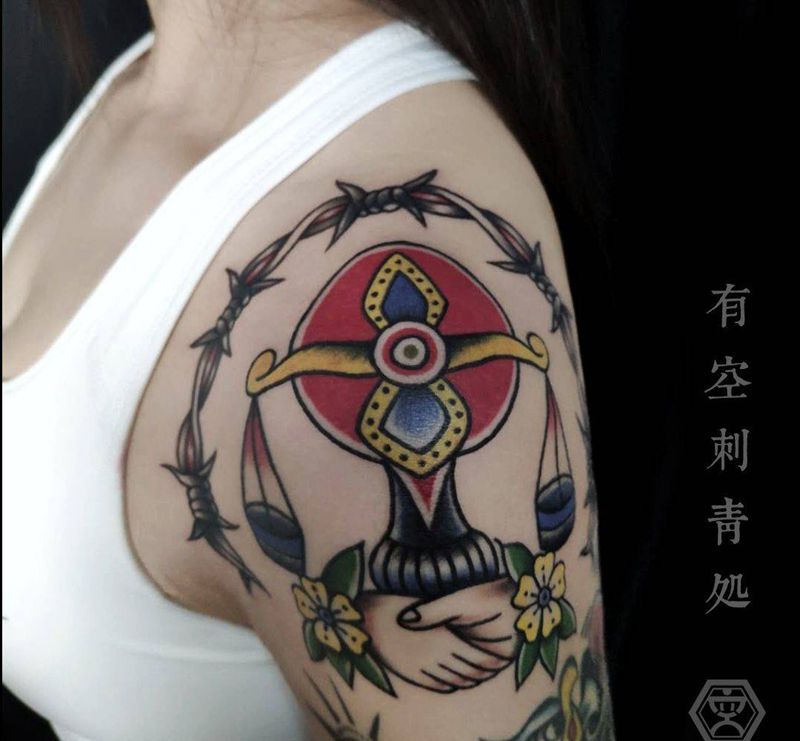 天秤座纹身图片_Old School纹身图案