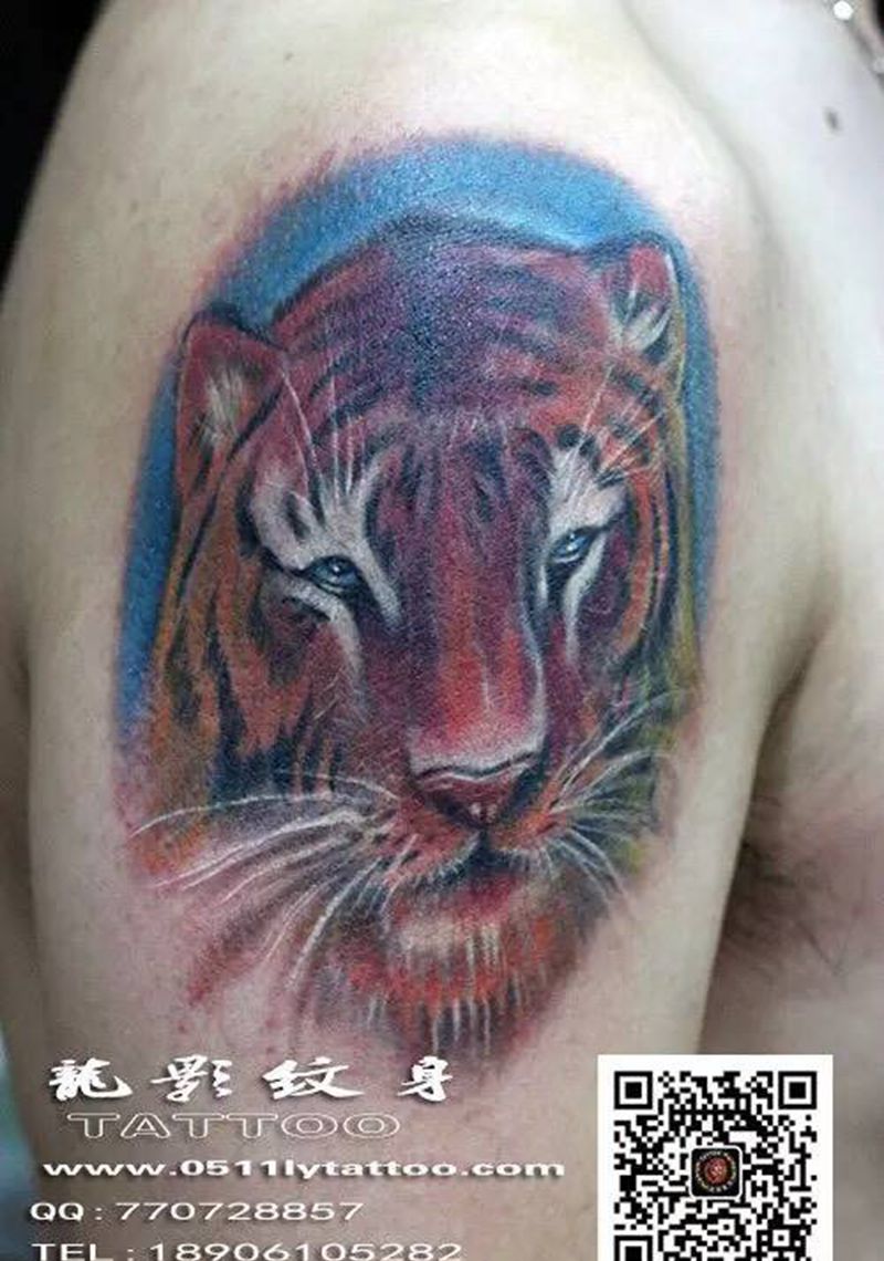虎头纹身图片
