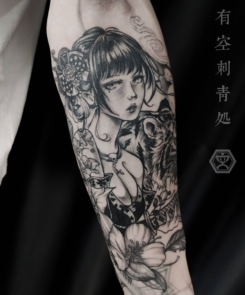 艺伎与虎纹身图片_手臂新传统纹身图案