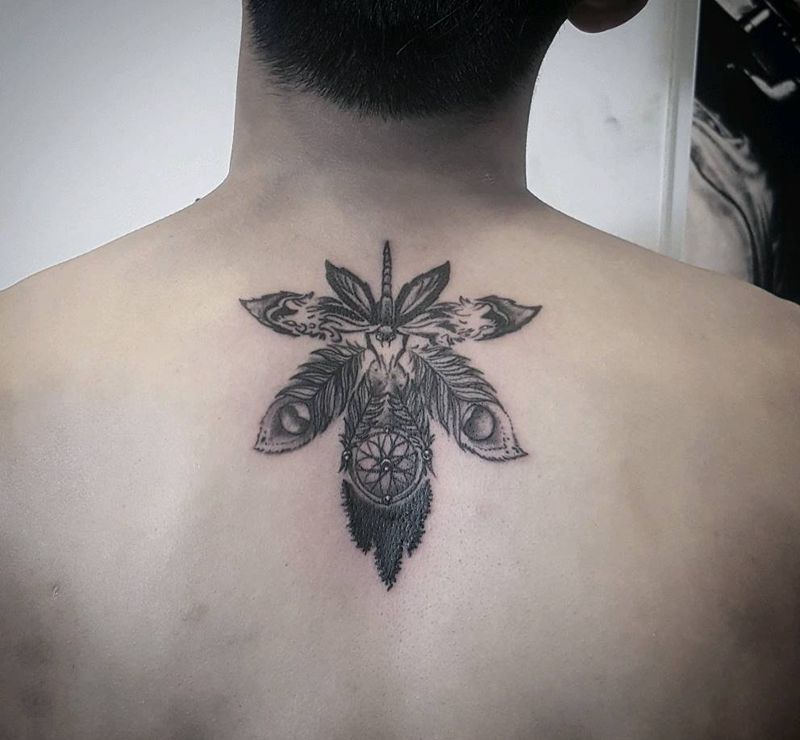 叶纹身图片_背部清新植物成品纹身图案