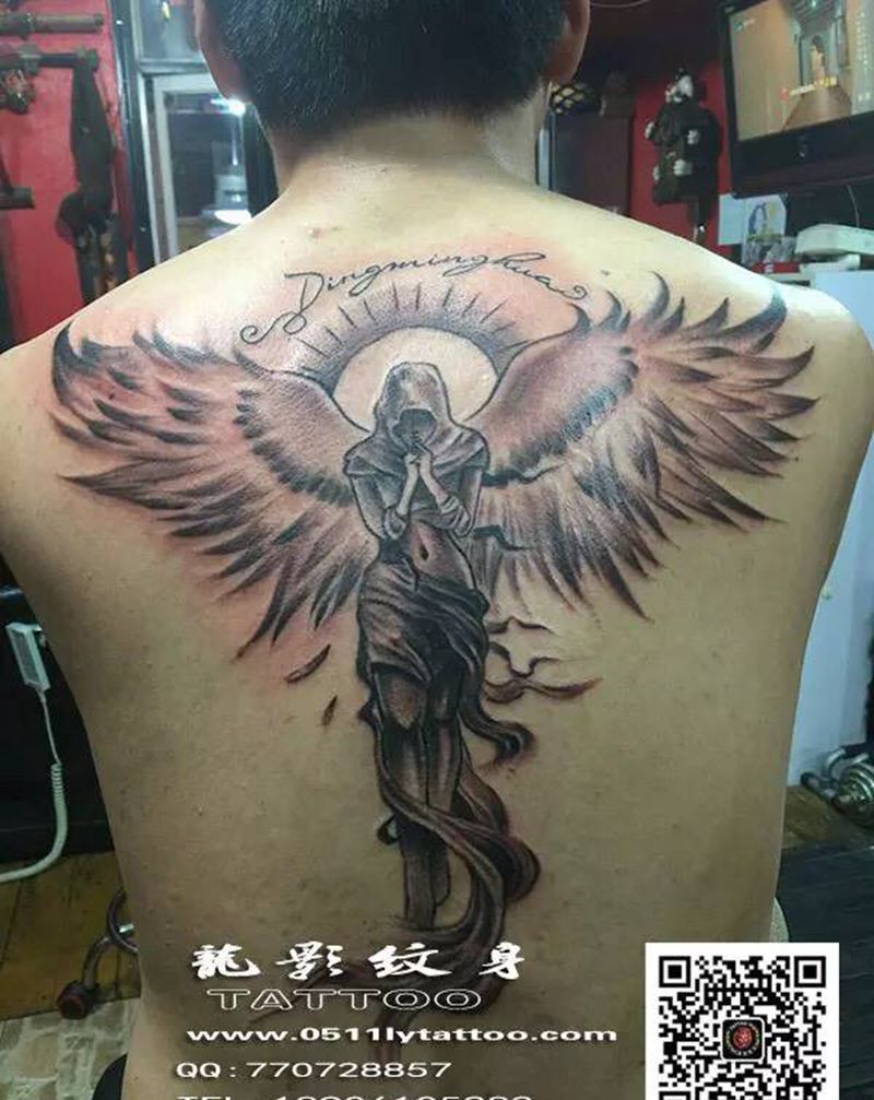 守护天使纹身图片