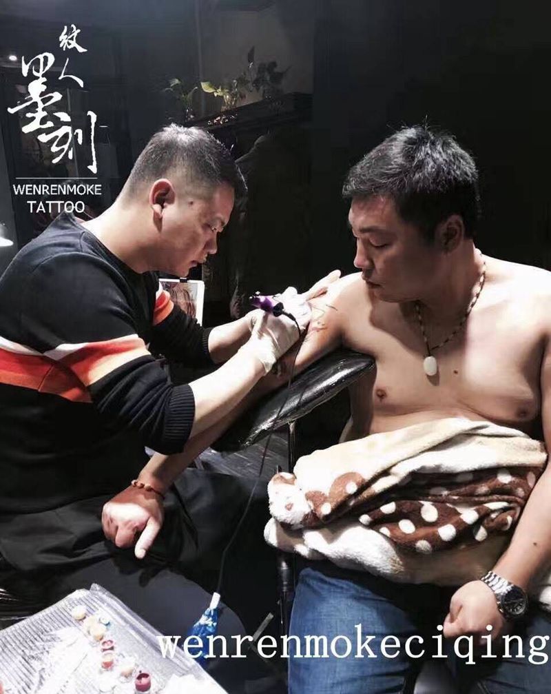 来组工作照纹身图片