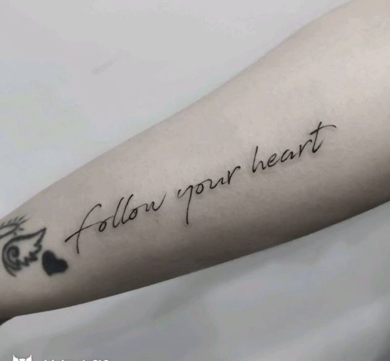 跟随内心纹身图片_手臂纹身图案