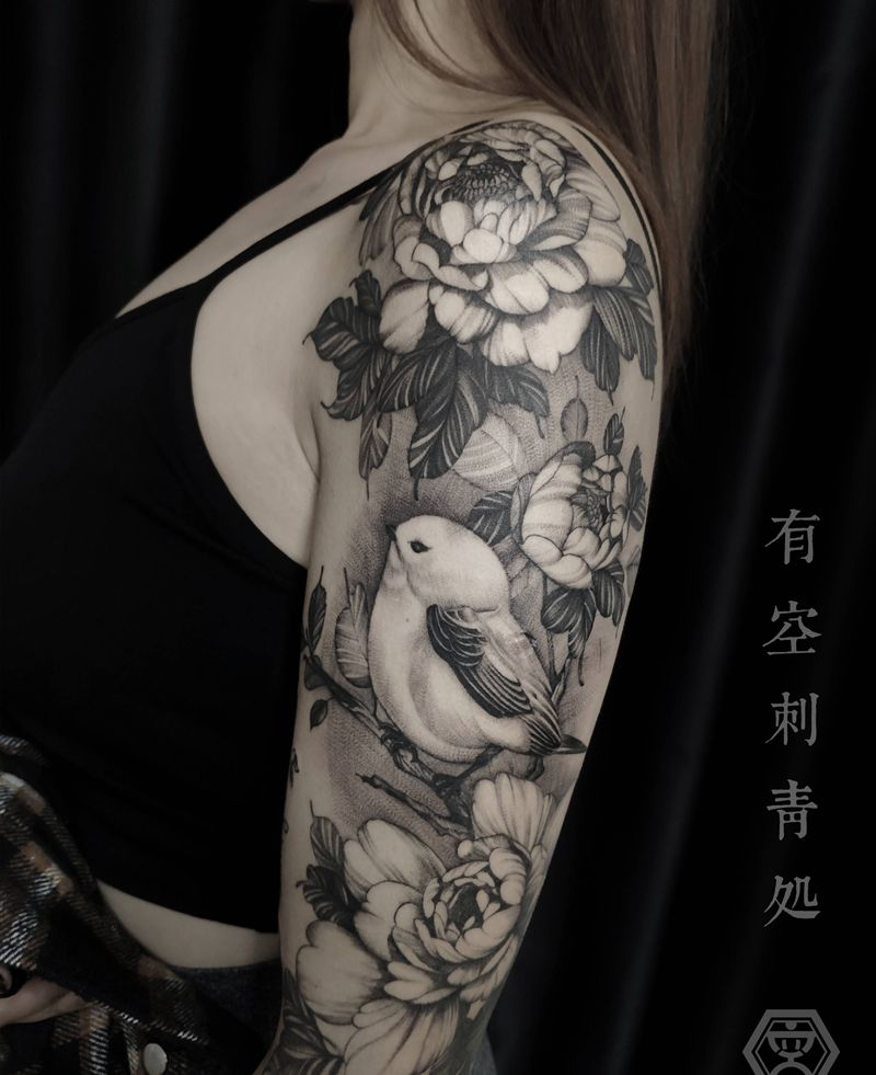 花与雀纹身图片_手臂点刺纹身图案