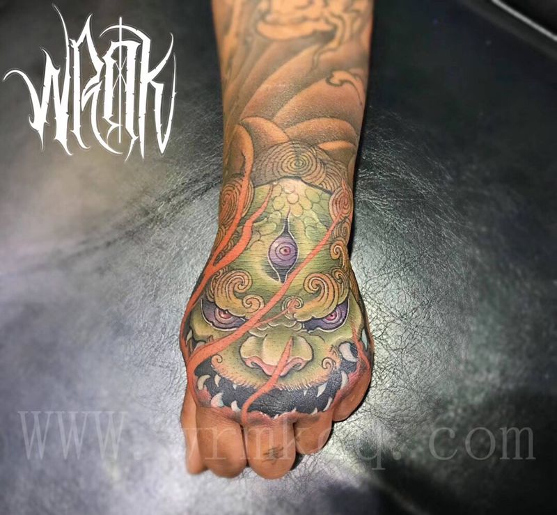 唐狮手背店内作品纹身图片