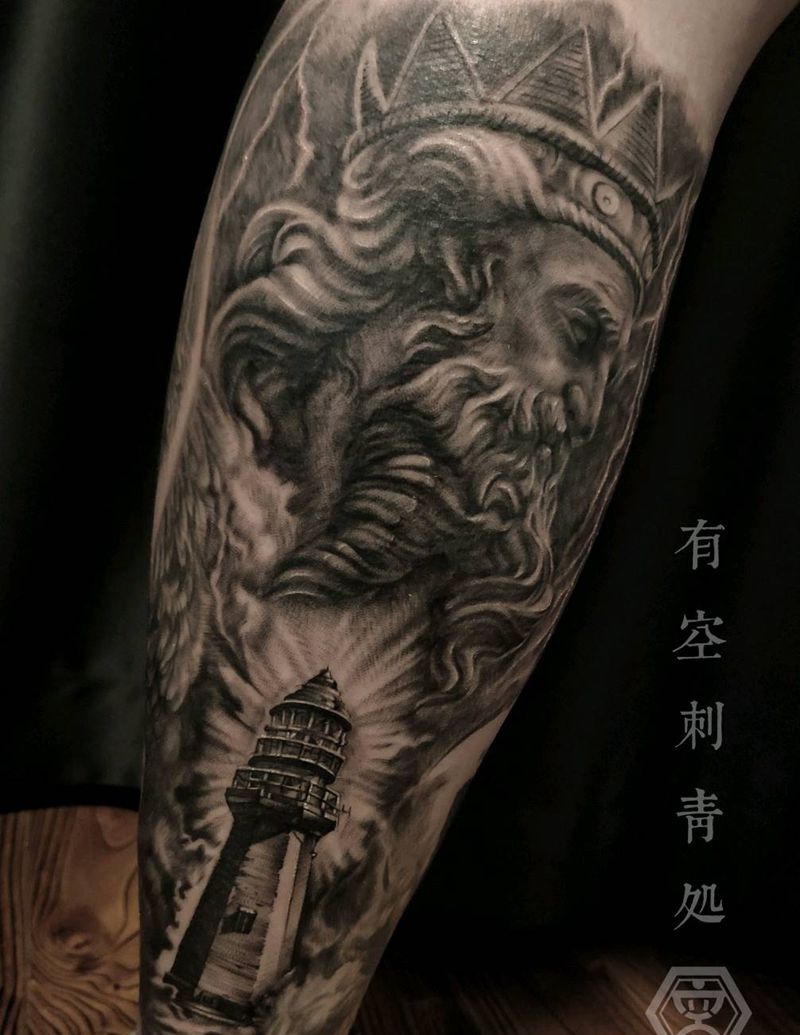 明灯照海神纹身图片_腿部欧美写实纹身图案