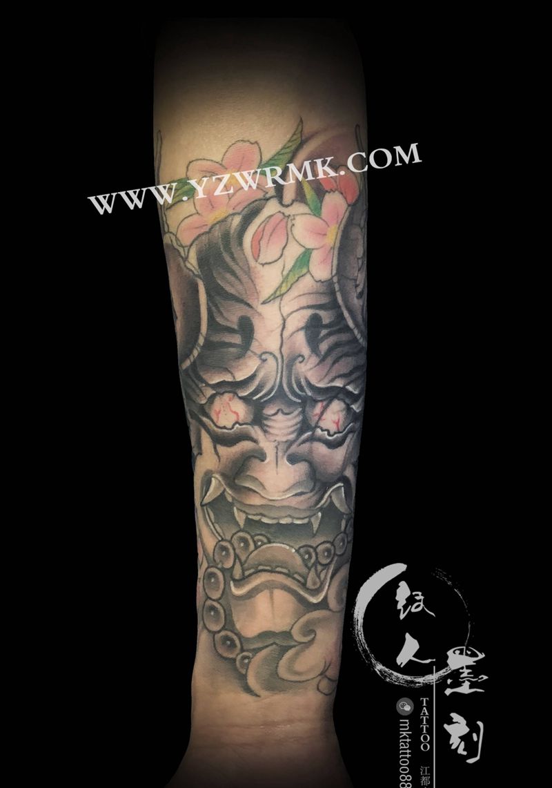 小臂内侧般若纹身图片