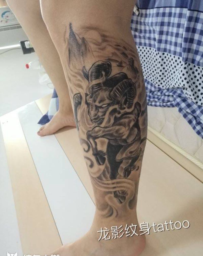 大黑羊包腿恢复好的效果 自拍纹身图片