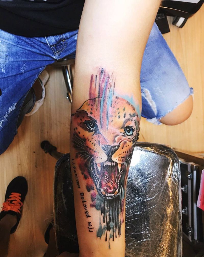 小豹头纹身图片