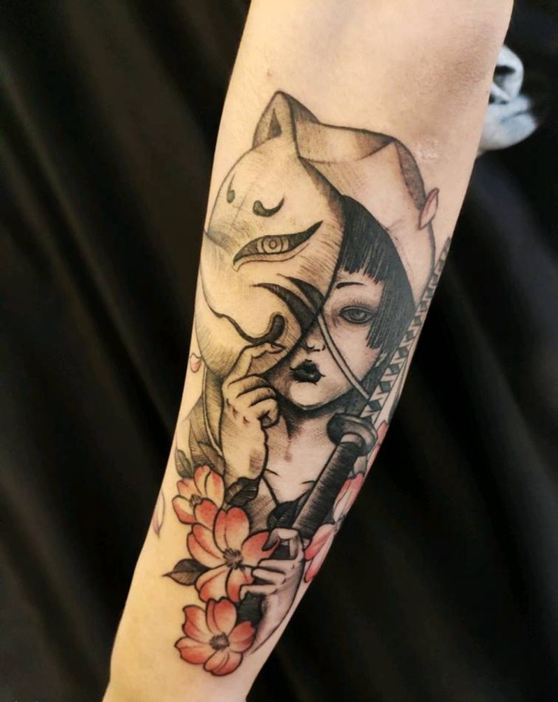 狐面纹身图片_手臂点刺纹身图案