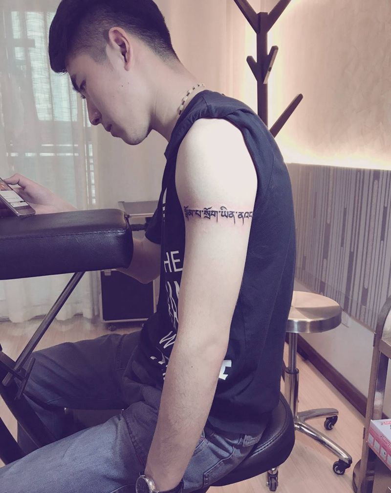 简单大方的小纹身纹身图片