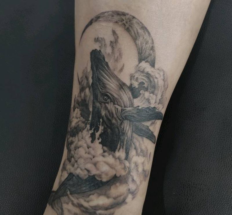 乘风纹身图片_腿部点刺纹身图案