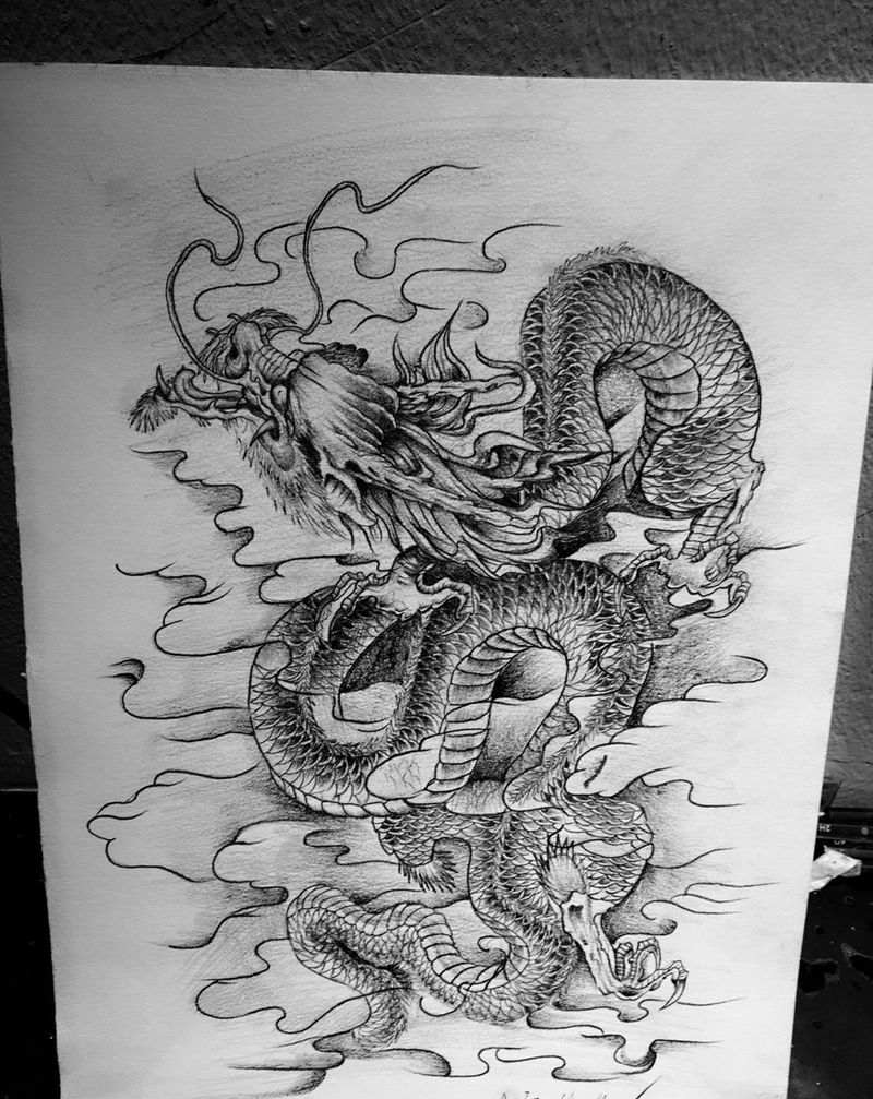 今天画的龙一头纹身图片