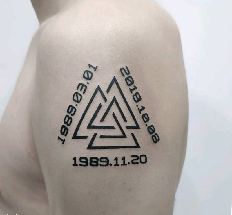 最坚固纹身图片_几何纹身图案