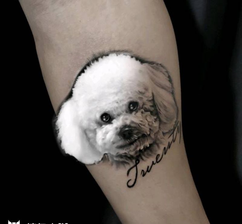 这狗叫二十纹身图片_手臂欧美写实纹身图案