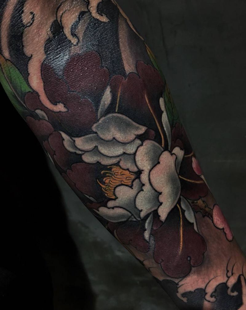 牡丹小臂纹身图片