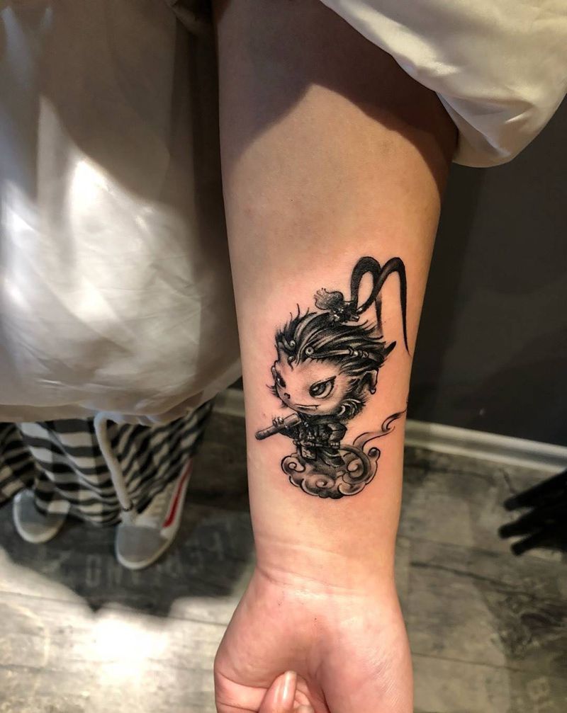 小图走一波纹身图片