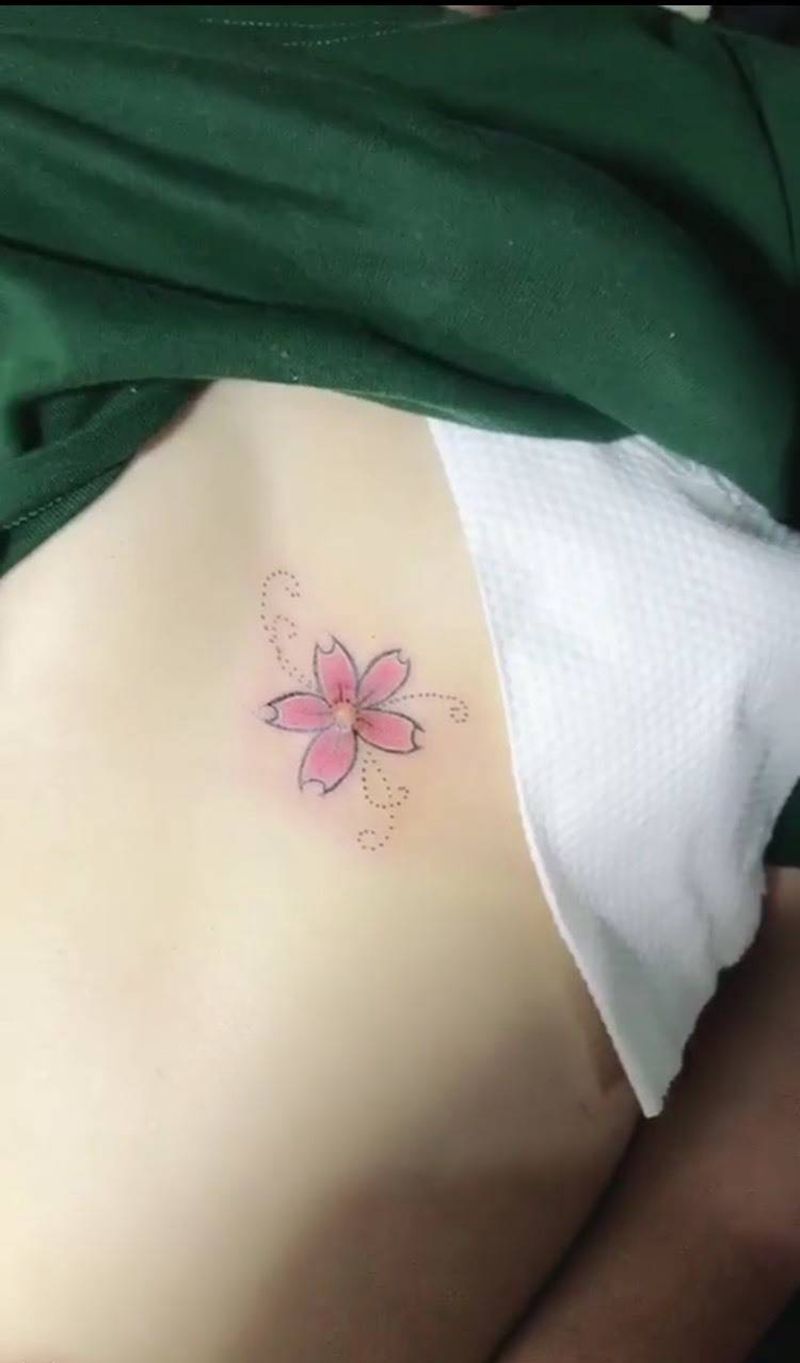 胸口遮盖疤痕纹身图片