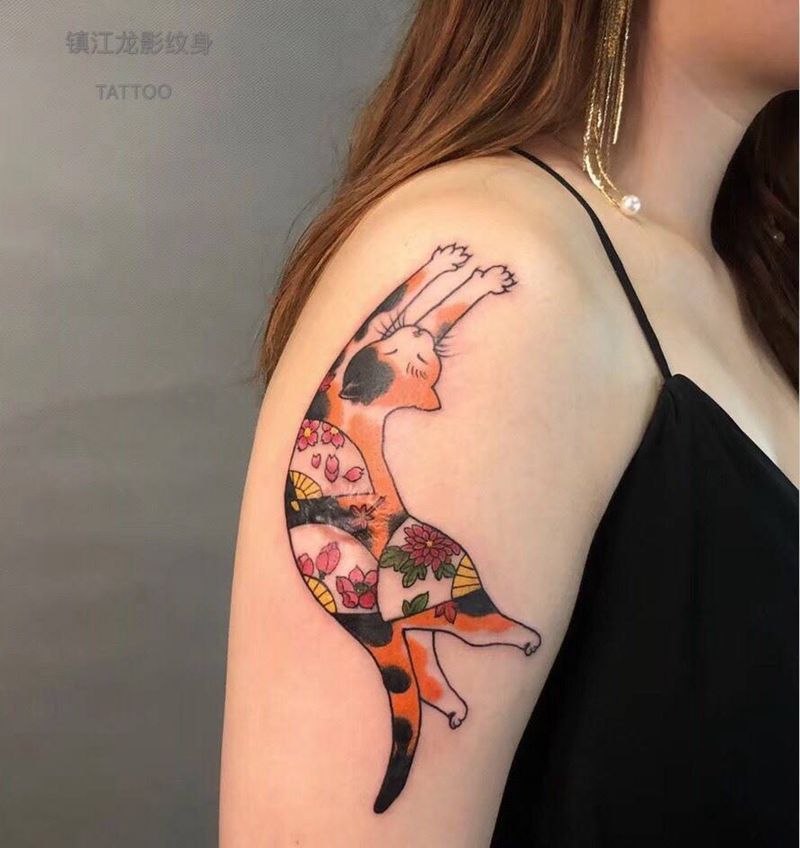 做完一只咪，收到一个美女的定金[偷笑][偷笑]纹身图片