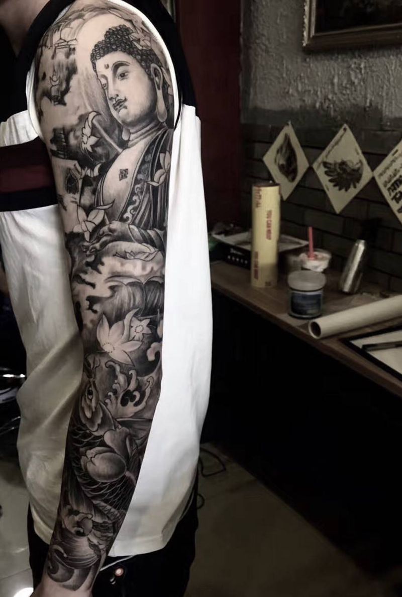 佛纹身图片_手臂手部新传统纹身图案