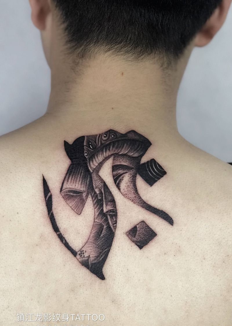 普贤菩萨纹身图片_颈部新传统纹身图案