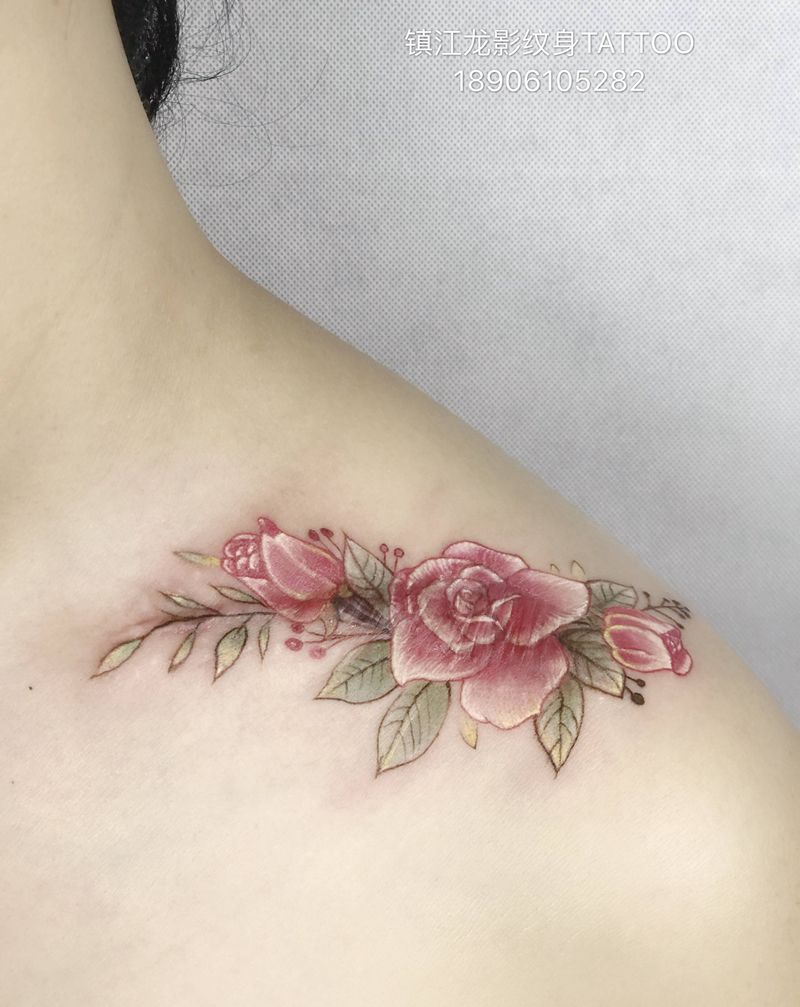 盖疤纹身图片_肩部纹身图案