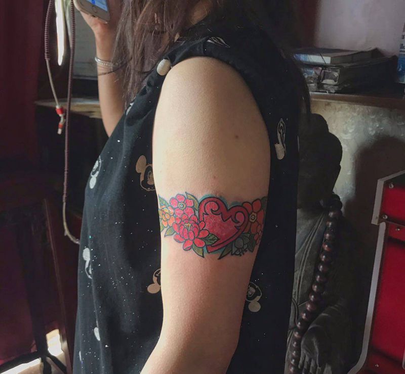 臂环纹身图片_手臂老传统纹身图案