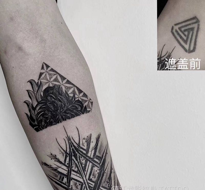盖个图纹身图片_手臂点刺纹身图案