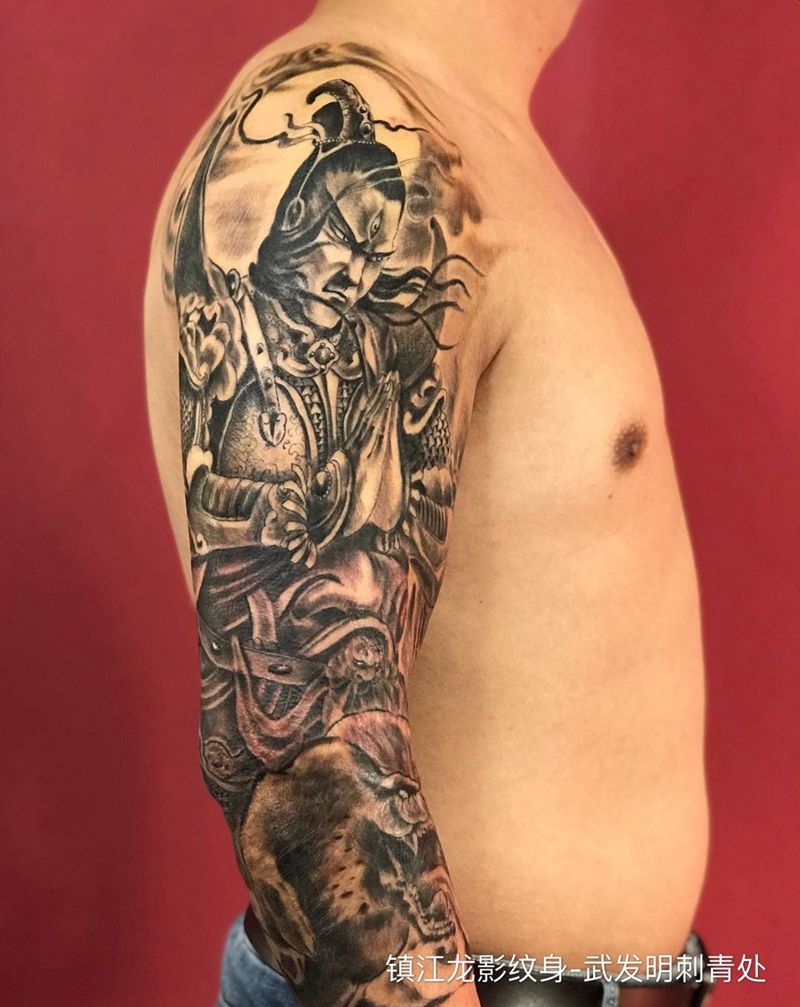 盖疤图：二郎真君七分袖纹身图片