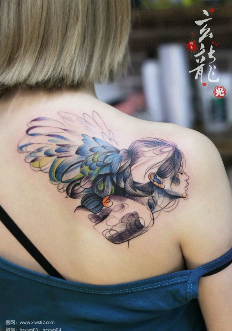 后肩纹身图片