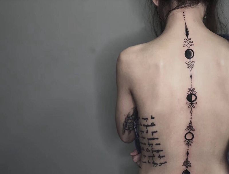 做的很累的一个图纹身图片