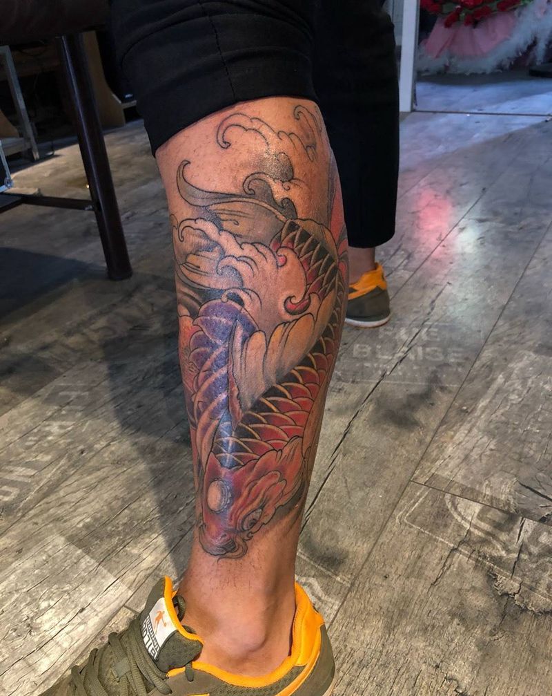 小腿鱼完成纹身图片