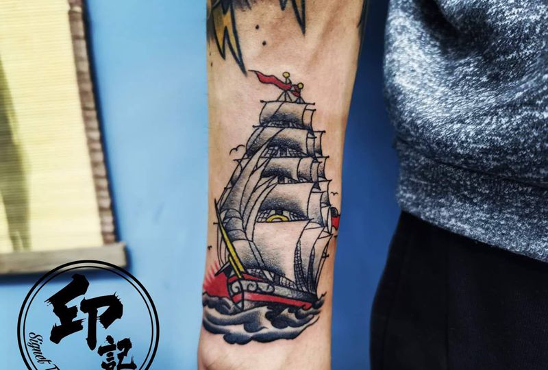 帆船纹身图片_Old School纹身图案