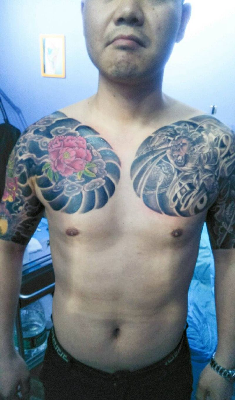 半甲纹身图片_老传统新传统纹身图案