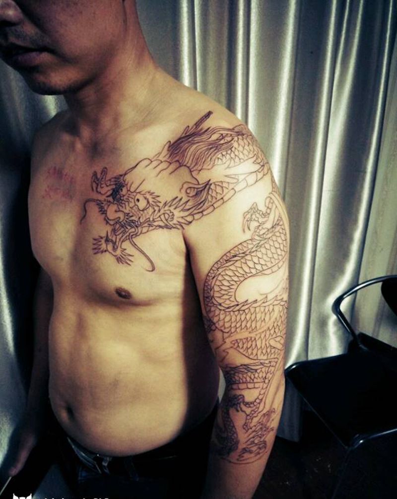 披肩龙未完成，原创纹身图片