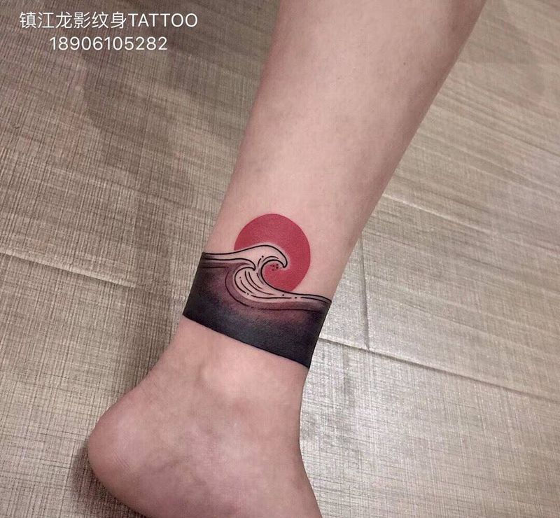 日式浪花腿环纹身图片
