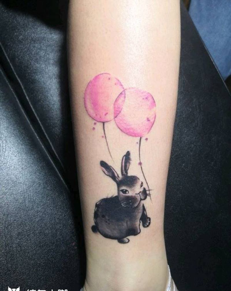 兔子纹身图片_手臂纹身图案