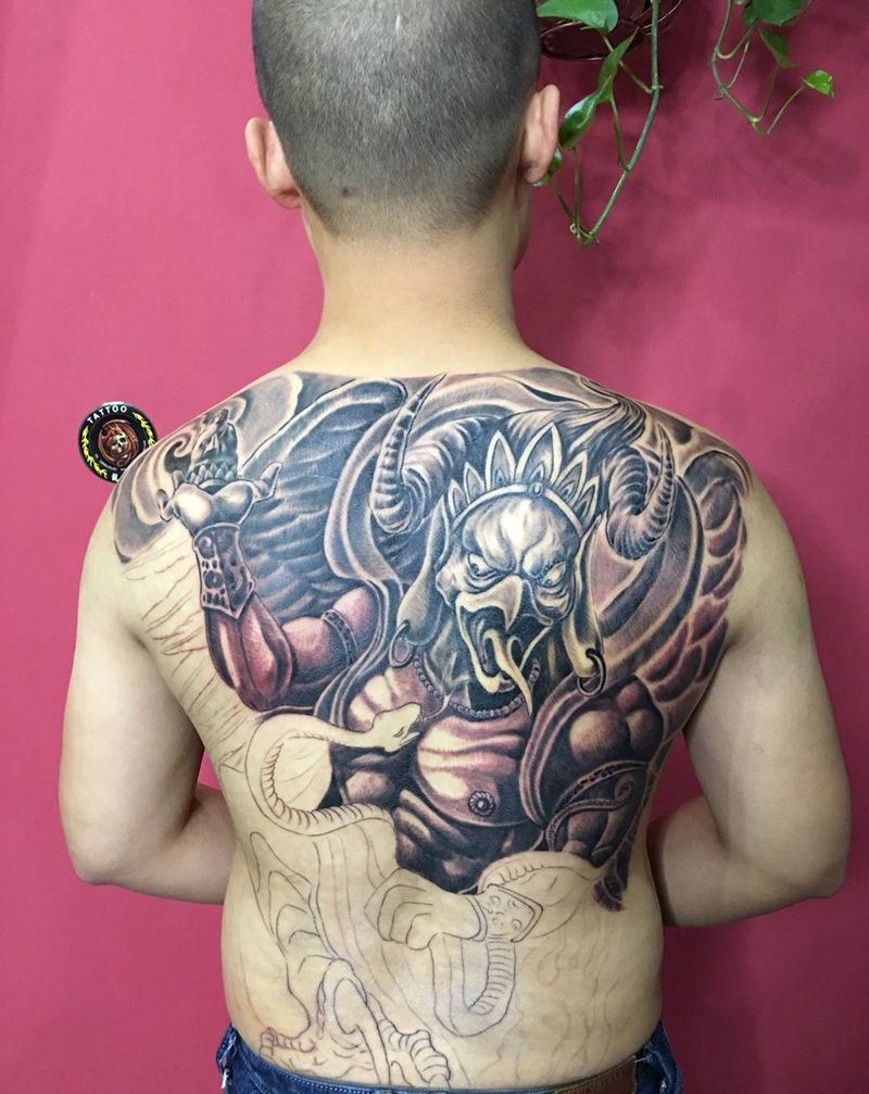 大鸟满背 未完成纹身图片