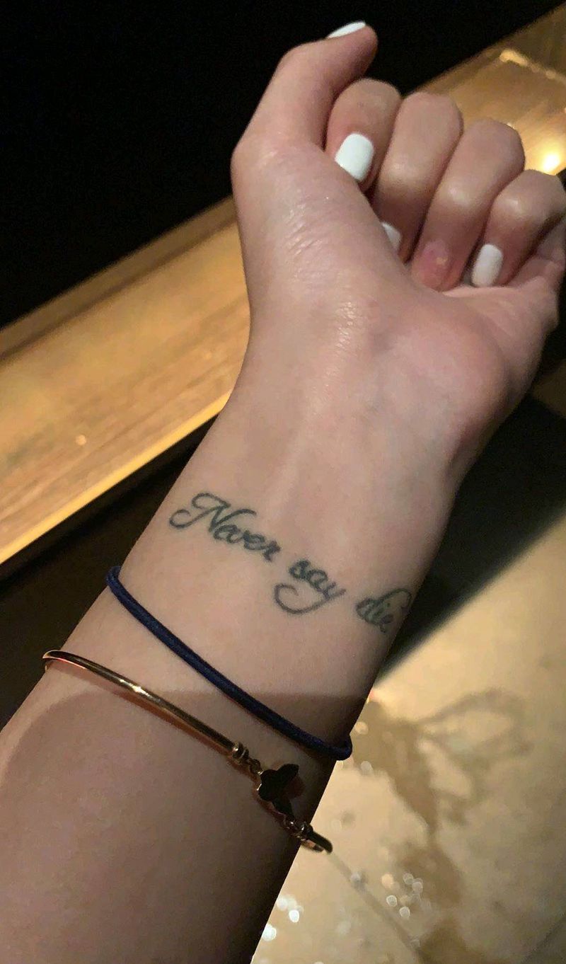 盖一盖纹身图片_手臂纹身图案