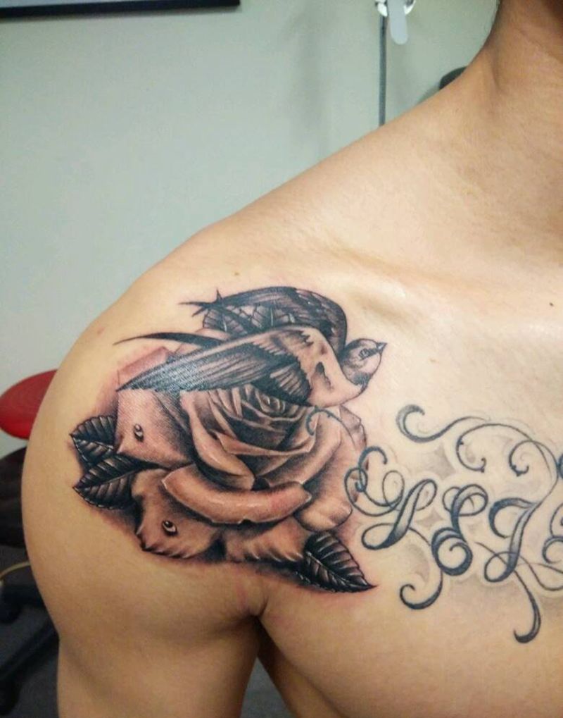 双飞燕纹身图片_肩部胸部欧美动物植物纹身图案