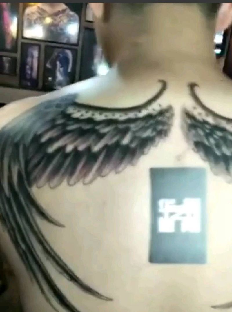 翅膀纹身图片