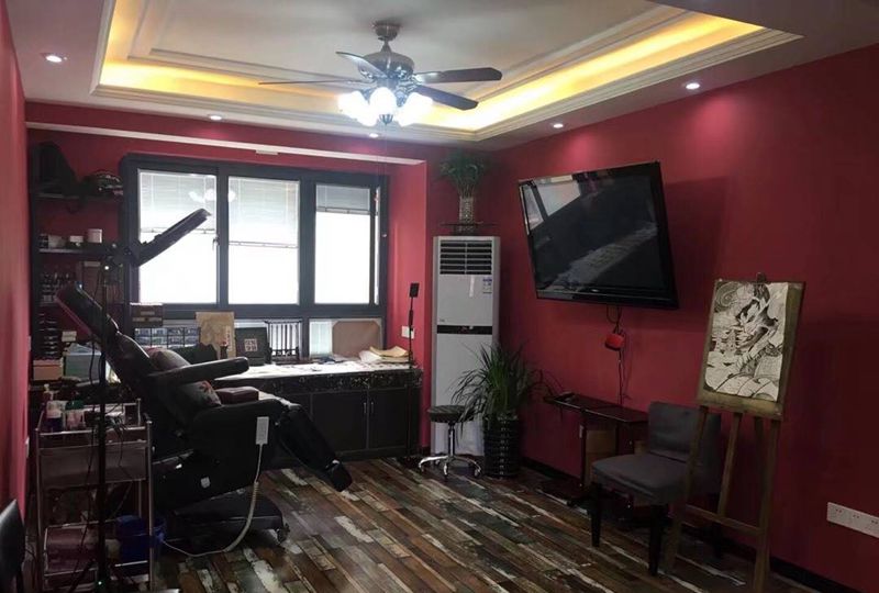 龙影镇江国信店环境纹身图片